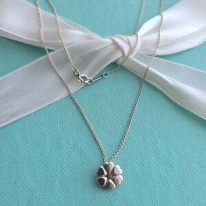 Picasso's crown of hearts pendant necklace